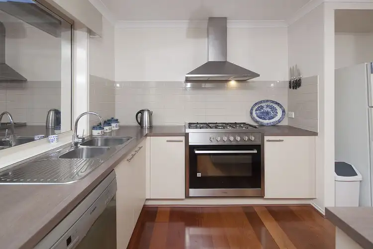 Sixth view of Homely house listing, 5 Webb Court, Pakenham VIC 3810