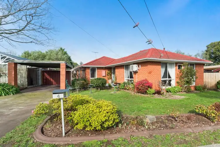 4 Milford Crescent, Frankston VIC 3199