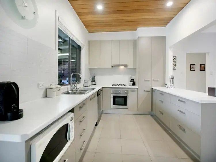 Fifth view of Homely house listing, 10 Kananook Avenue, Seaford VIC 3198