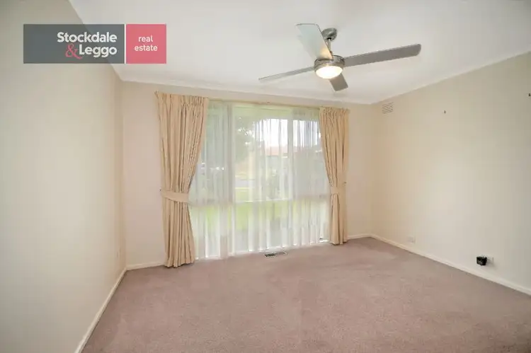 Seventh view of Homely house listing, 5 Beresford Crescent, Gladstone Park VIC 3043