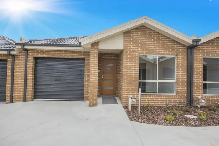 3/16-18 Phelan Drive, Cranbourne VIC 3977
