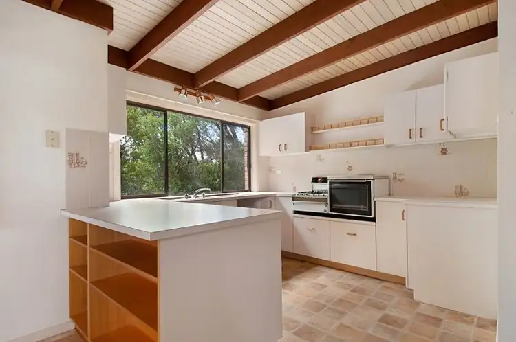 Fifth view of Homely house listing, 8 Faye Court, Tootgarook VIC 3941