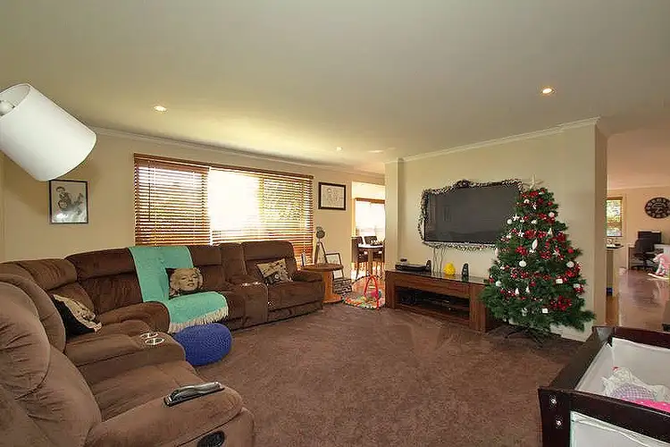 Fourth view of Homely house listing, 20 Laura Grove, Leongatha VIC 3953