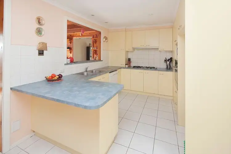 Fourth view of Homely house listing, 19 Castlecrag Close, Endeavour Hills VIC 3802