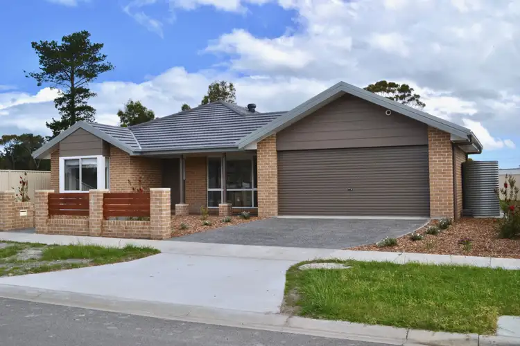 10 Portview Avenue, Grantville VIC 3984