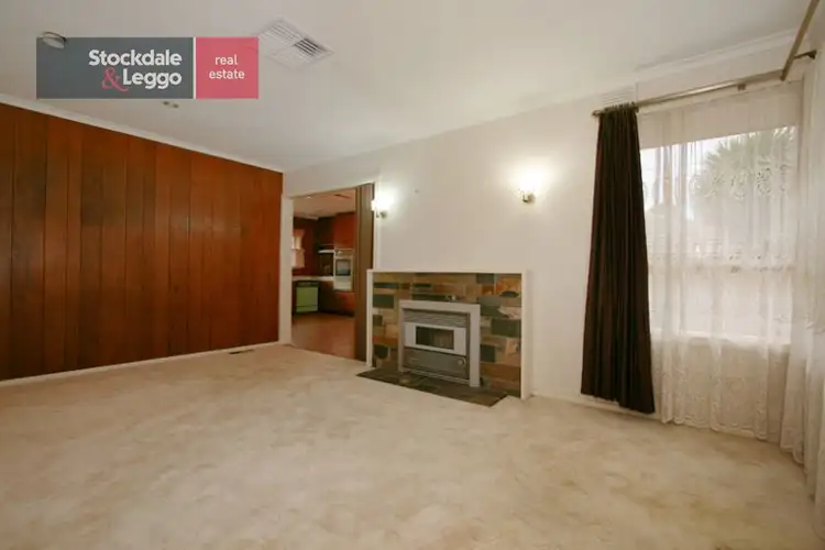 Second view of Homely house listing, 35 Taronga Crescent, Croydon VIC 3136