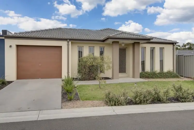 Main view of Homely unit listing, 4 Leeds Place, Langwarrin VIC 3910