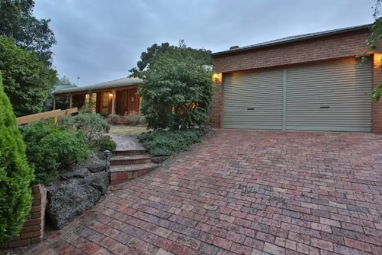 1 Greygum Terrace, Croydon Hills VIC 3136