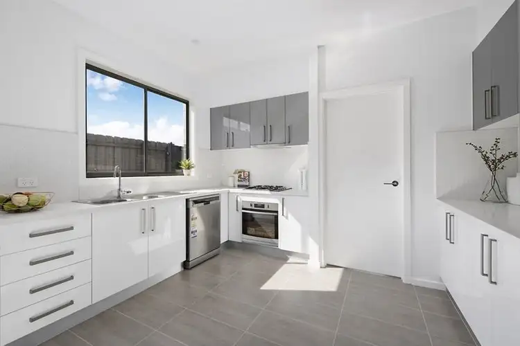 Fourth view of Homely townhouse listing, 4/30-32 Grandview Street, Glenroy VIC 3046