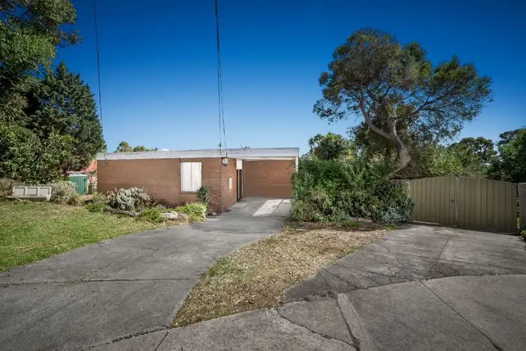 Third view of Homely house listing, 2 Kingsley Grove, Mount Waverley VIC 3149