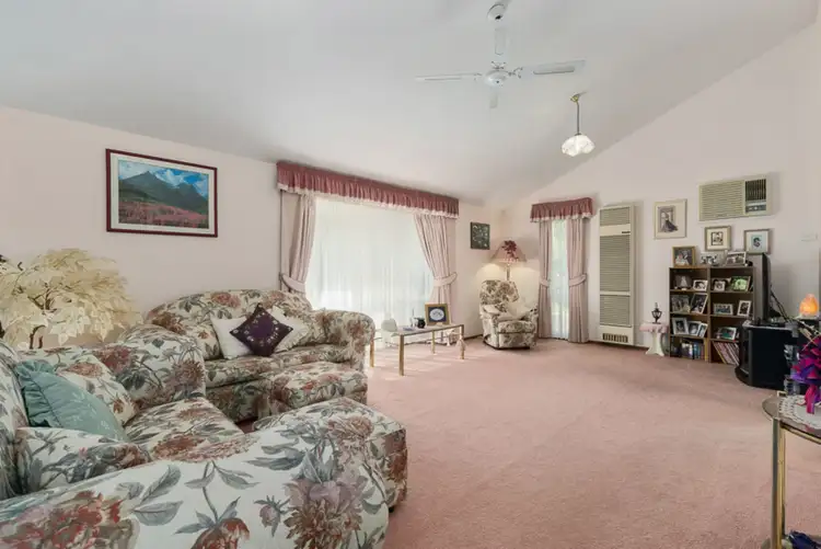 Second view of Homely house listing, 7 Deborah Court, Somerville VIC 3912