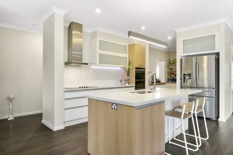 15 Silver Way, Koo Wee Rup VIC 3981