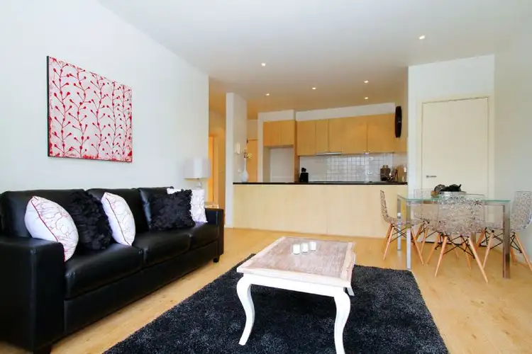Fifth view of Homely apartment listing, 15/2 North Avenue, Strathmore VIC 3041