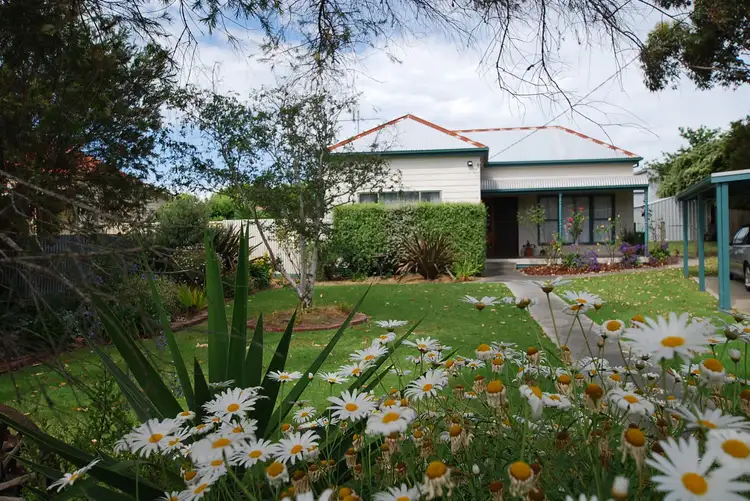 33 CAMERON STREET, Wonthaggi VIC 3995