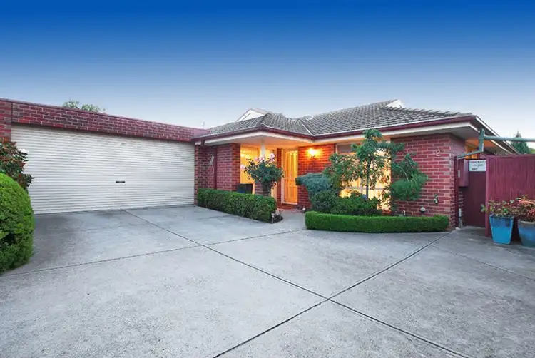 2/2 Cullis Parade, Bayswater VIC 3153