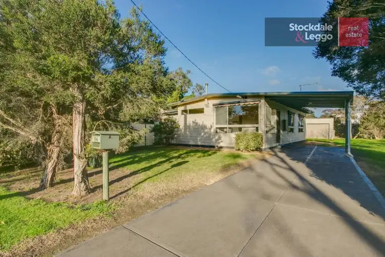 94 Dromana Parade, Safety Beach VIC 3936