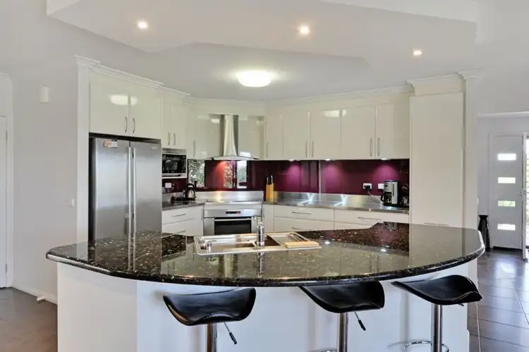 Sixth view of Homely house listing, 2 Yambuk Place, Kialla VIC 3631