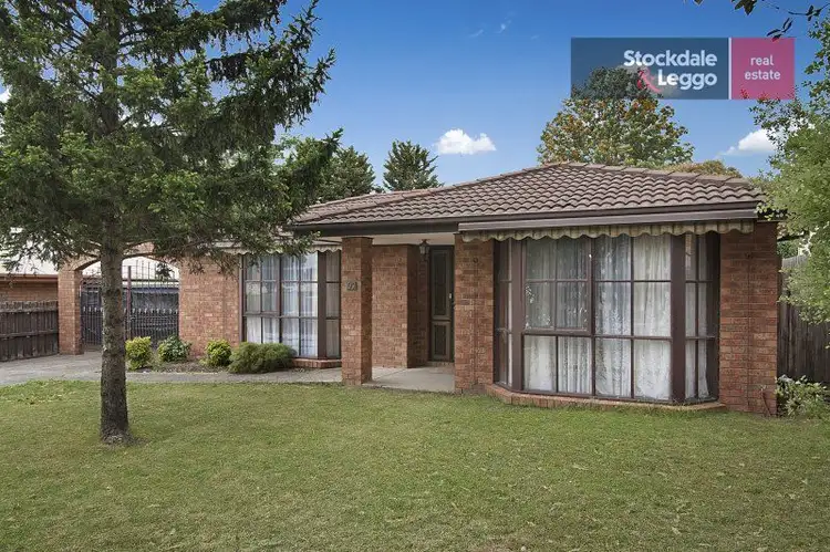 97 Lesdon Avenue, Cranbourne VIC 3977