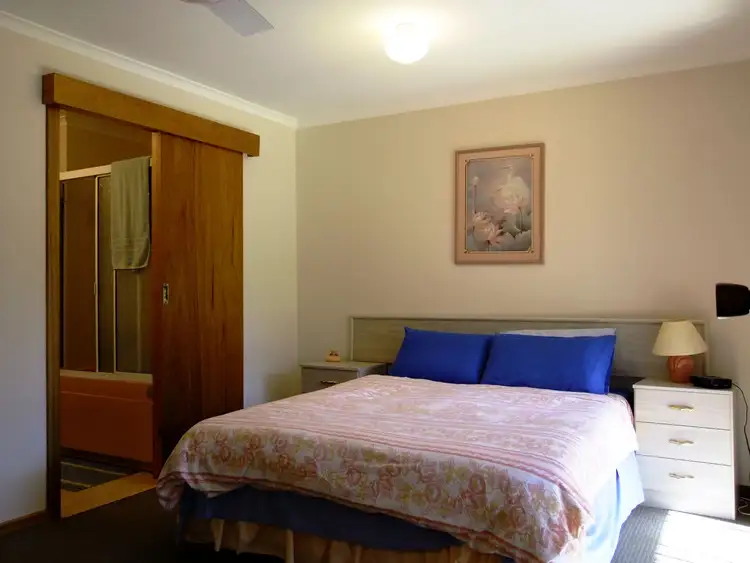 Sixth view of Homely unit listing, 1/16-18 BIRDWOOD AVENUE, Cowes VIC 3922