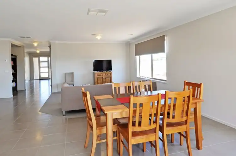 Sixth view of Homely house listing, 2 Bargo Court, Shepparton North VIC 3631