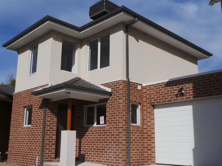 Main view of Homely townhouse listing, 3/32 Monteith Crescent, Endeavour Hills VIC 3802