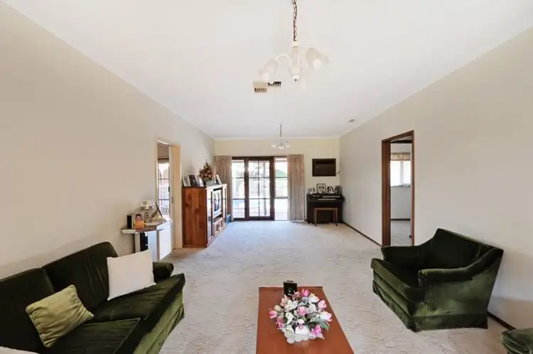 Seventh view of Homely house listing, 8 Gordon Drive, Kialla VIC 3631