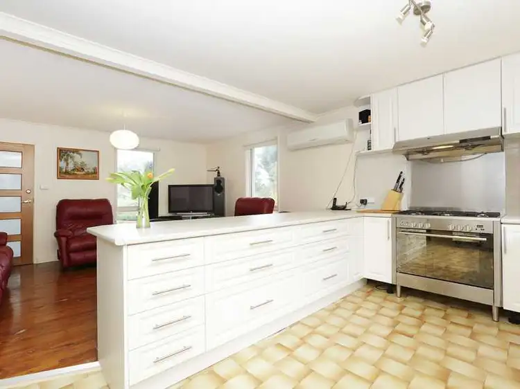 12 Garden Street, Cockatoo VIC 3781