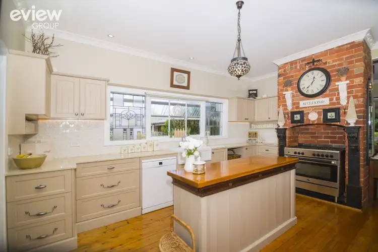 Second view of Homely house listing, 2 Evelyn Grove, Healesville VIC 3777