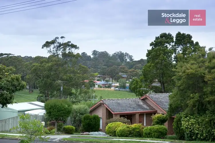 Fourth view of Homely house listing, 17 Monaghan Avenue, Drouin VIC 3818