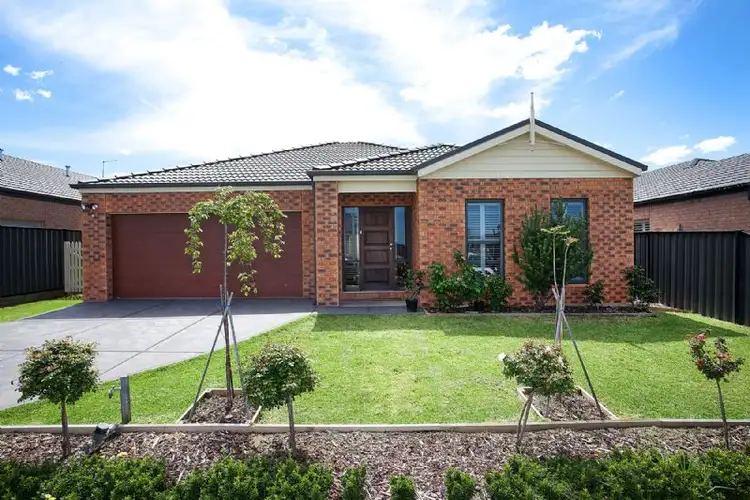 49 Pembroke Crescent, Derrimut VIC 3030