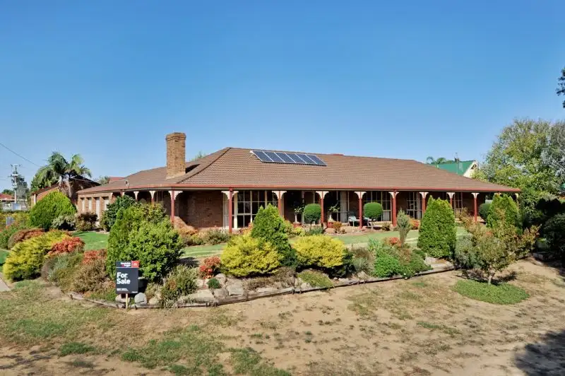 Main view of Homely house listing, 8 Gordon Drive, Kialla VIC 3631