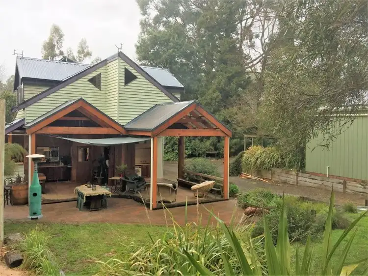 1723 Healesville Kinglake Road, Toolangi VIC 3777