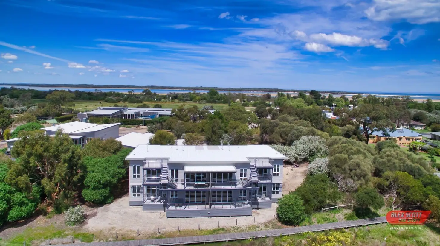 Main view of Homely townhouse listing, Unit 4/5 Lindsey Close, Inverloch VIC 3996