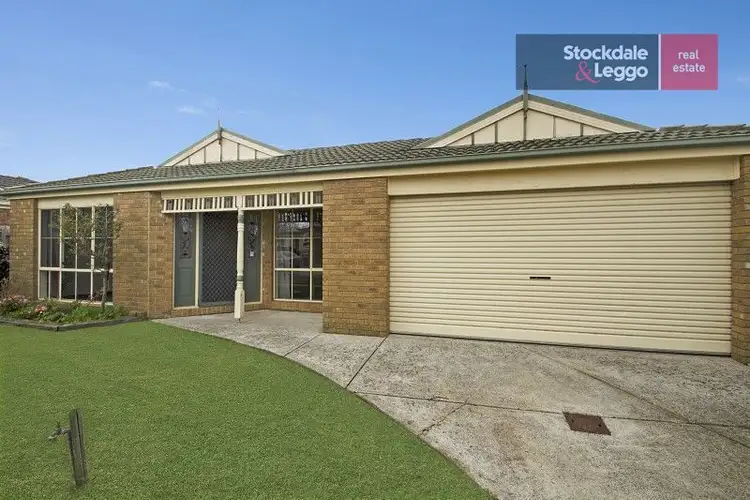 6 Butterwick Terrace, Cranbourne East VIC 3977