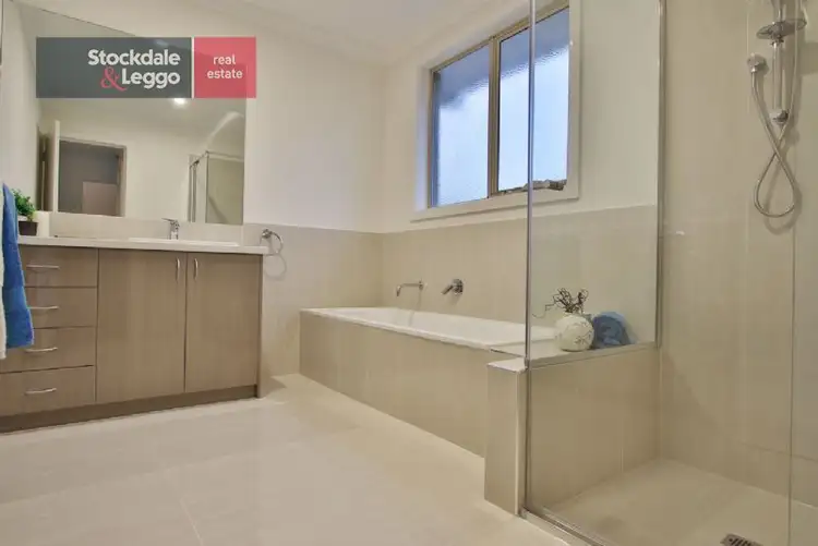 Sixth view of Homely townhouse listing, 4/35 Taylors Road, Croydon VIC 3136