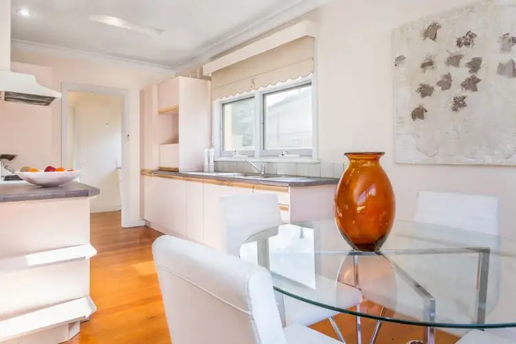 Fifth view of Homely unit listing, 1/7 Ophir Road, Mount Waverley VIC 3149