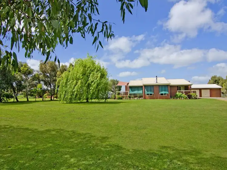 84 Scotts Road, Crossley VIC 3283