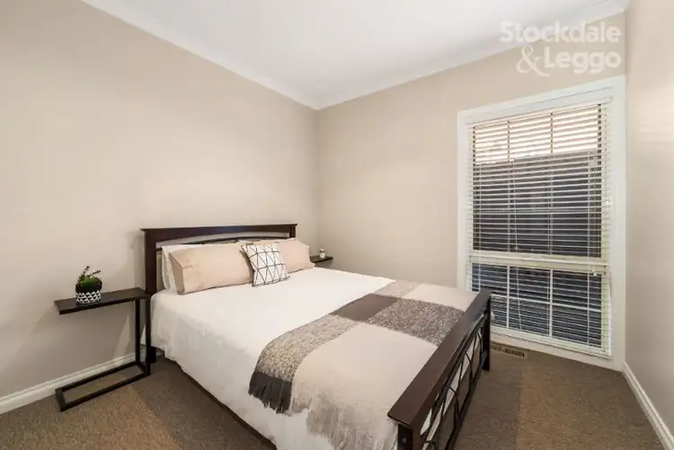 Fifth view of Homely house listing, 2/16 Therese Avenue, Mount Waverley VIC 3149