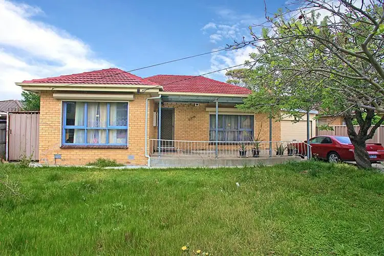 126 Suffolk Road, Sunshine North VIC 3020