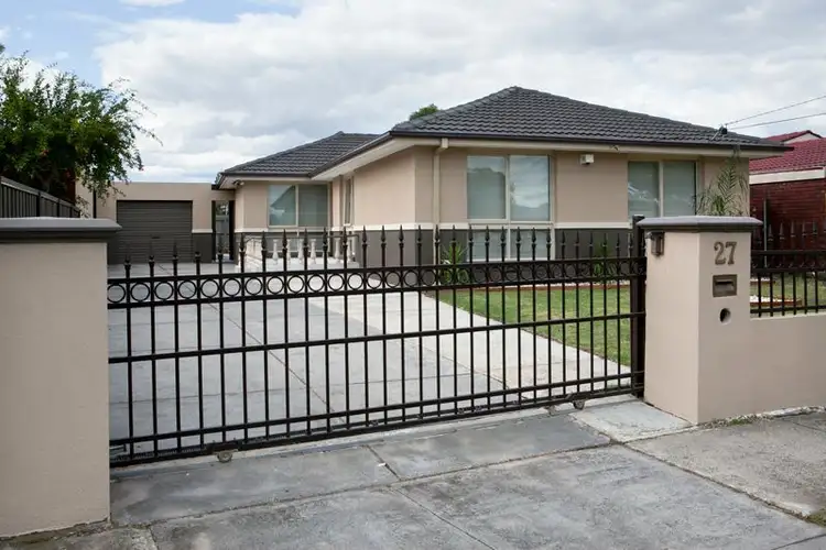 27 Gerard Street, Dandenong VIC 3175