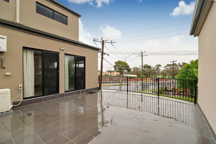 Sixth view of Homely townhouse listing, 2/979 Plenty Road, Kingsbury VIC 3083