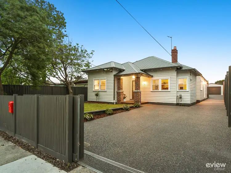 27 McKenzie Street, Seaford VIC 3198