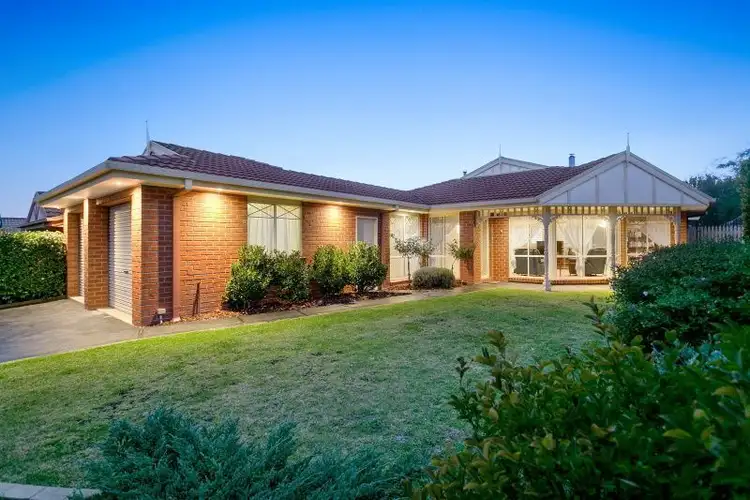 2 Manuka Court, Frankston South VIC 3199