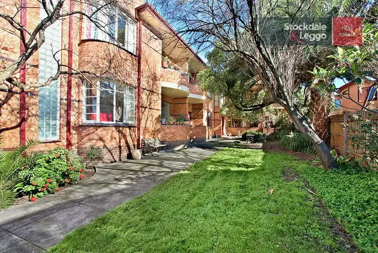 9/887 Drummond Street, Carlton North VIC 3054