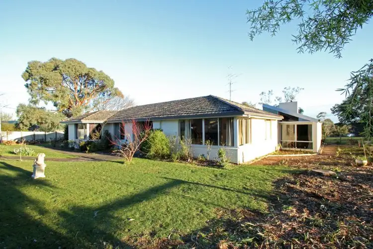 17 - 19 Nerrena Road, Meeniyan VIC 3956