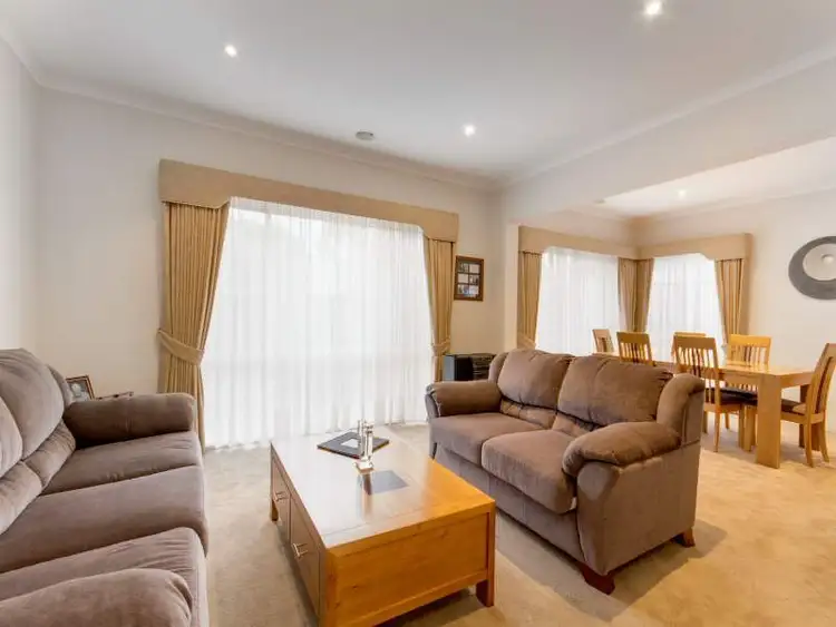 Third view of Homely house listing, 5/26 Pepperbush Crescent, Langwarrin VIC 3910