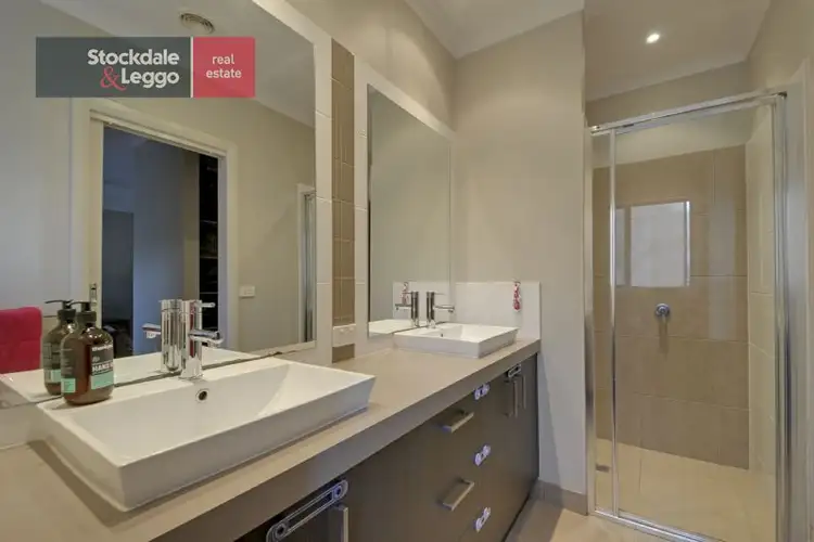 Fifth view of Homely house listing, 33 Graduate Place, Traralgon VIC 3844