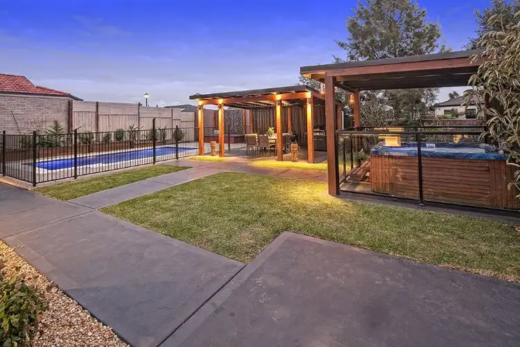 Fifth view of Homely house listing, 3 Collina Court, Langwarrin VIC 3910