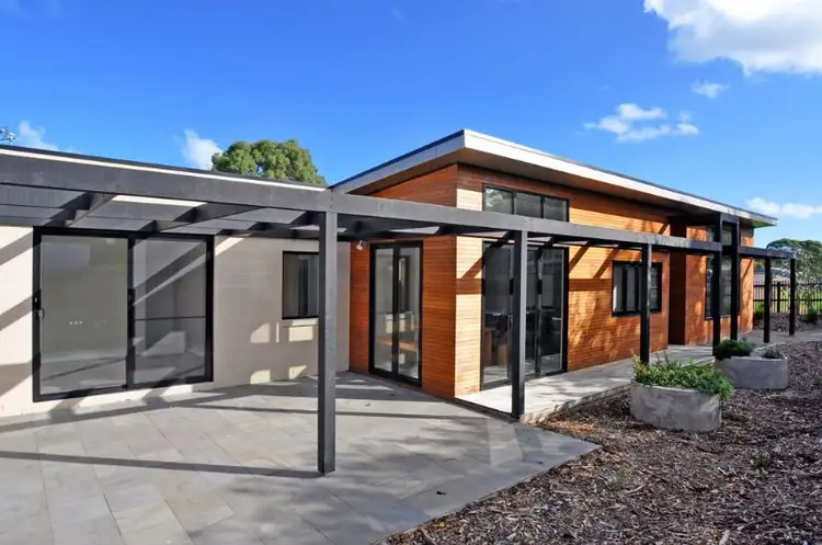 12 Murray Street, Inverloch VIC 3996