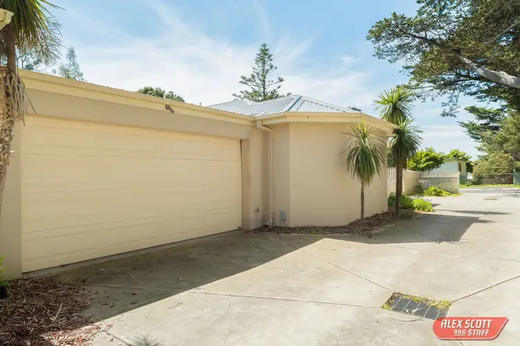 Fifth view of Homely unit listing, 1/28 GRANDVIEW GROVE, Cowes VIC 3922